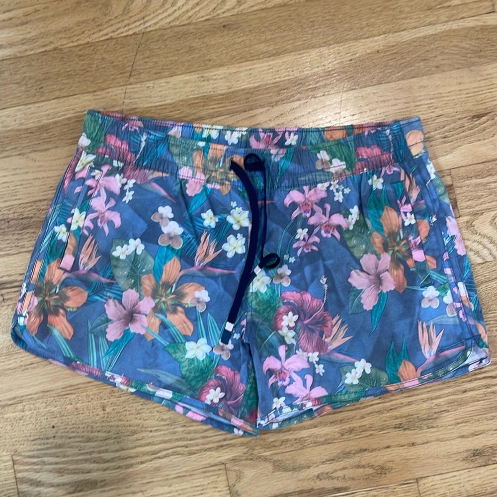 Sale life shorts